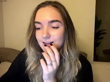 Stripchat Nude Webcam of RoxyWet