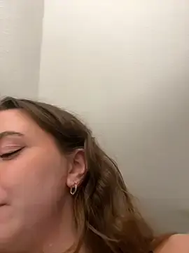 Stripchat Nude Webcam of Cherry-Bean