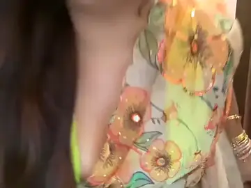 Stripchat Free Live Porn of shanayaaa_1
