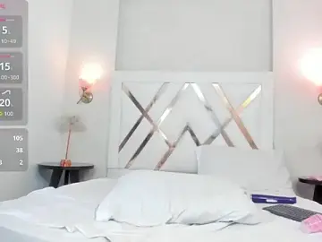 Stripchat Free Porn Cam of Sky_Collins_