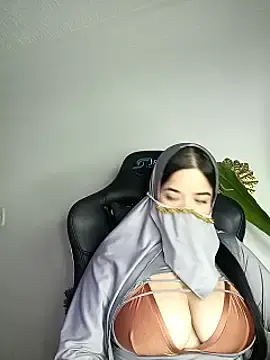 Stripchat Watch Live Sex Cams of janna_isa