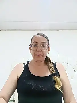 Stripchat Free Live Porn of miss_hanna07