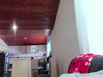 Stripchat Sex Cam of Cuty_sexy_hot