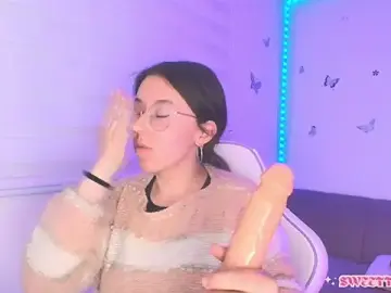 Stripchat Free Porn Cam of sweettvera