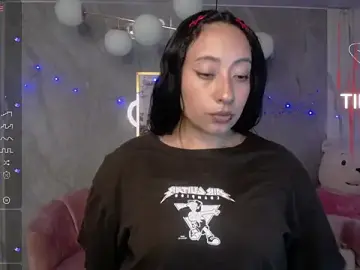 Stripchat Free Porn Cam of m_eris_s