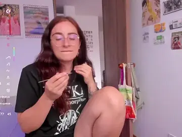 Stripchat Live Porn of linda_giggle