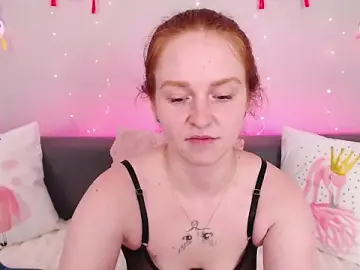 Stripchat Free Live Porn of Evarey_