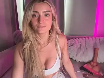 Stripchat Nude Webcam of meggsworld