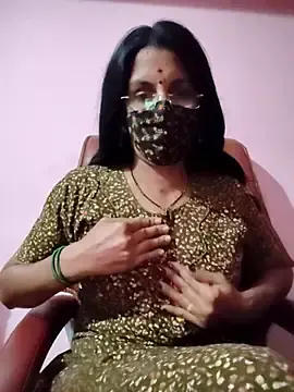 Stripchat Adult Webcams of tamil_peenqueen