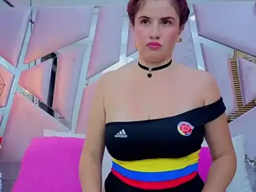 Stripchat Free Live Porn of ThaliaCross