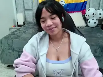 Stripchat Best Webcam of laureentt_