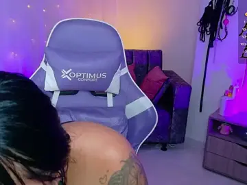 Stripchat Sex Cam of Miss_scarllet_