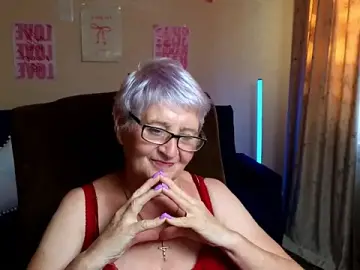 Stripchat Free Porn Cam of Sandra_Snowflake