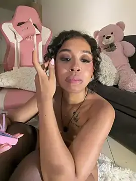 Stripchat Sex Chat of bella__honey