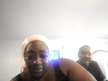 Stripchat Free Porn Cam of ExoticChocolit