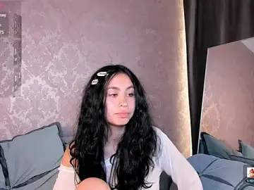 Stripchat Nude Webcam of GiovannaAntonelli