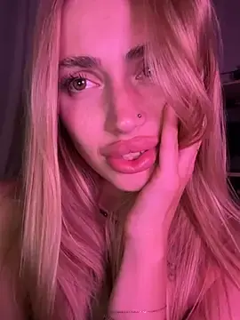 Stripchat Watch Live Sex Cams of Elizabeth_Tay