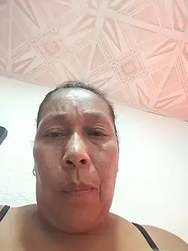 Stripchat Live Sex of Ruby-Hot-Milf