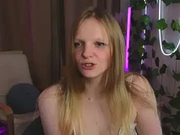 Stripchat Live Sex Cam of evangel1ne