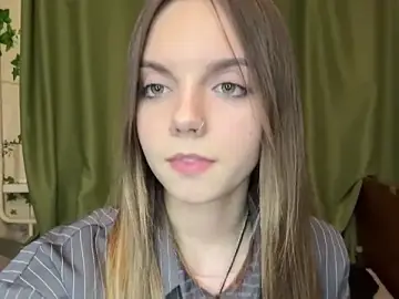 Stripchat Free Porn Cam of LisaPorse