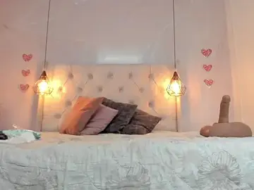 Stripchat Nude Webcam of SakuraLee_
