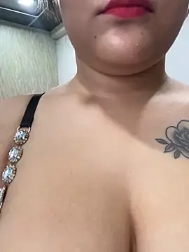 Stripchat Free Porn Cam of Rosy_BabyDoll