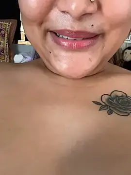 Stripchat Nude Webcam of Rosy_BabyDoll