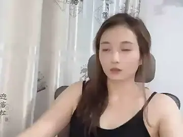 Stripchat Free Live Porn of ZhenZhen001