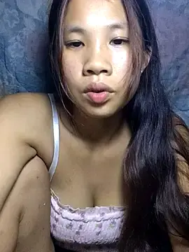 Stripchat Live Sex Cam of mit0-77