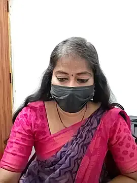 Stripchat Sex Chat of tamil_Sigappu_Roja