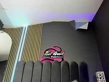 Stripchat Free Porn Cam of Nicolette_ks_