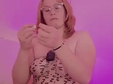 Stripchat Free Porn Cam of AllisonRoberts_