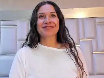 Stripchat Best live sex cam show of EmmyRossil