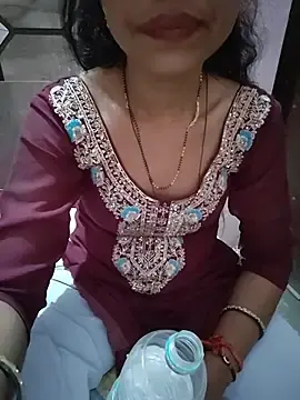 Stripchat Best live sex cam show of Paakhi-Singh