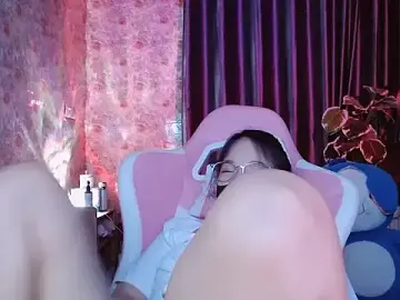 Stripchat Live Sex Cam of Julie_Ulie
