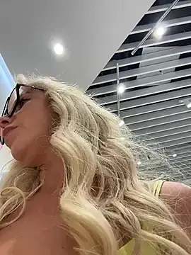 Stripchat Adult Webcam of LisaMurr