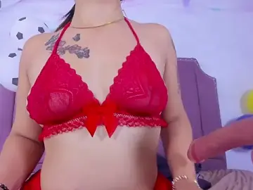 Stripchat Live Porn of Roxy_Medina