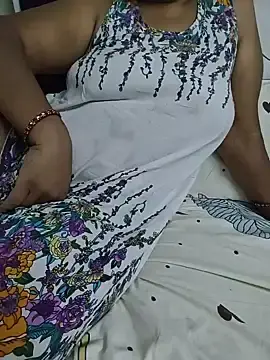 Stripchat Sex Cam of Joyti_07
