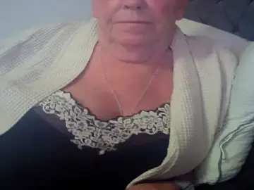 Stripchat Best live sex cam show of Playful_MILF_Demi