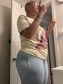 Stripchat Free Porn Cam of SheCornbreadFed