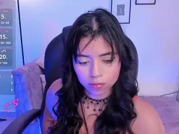 Stripchat Live Sex of issi_loren