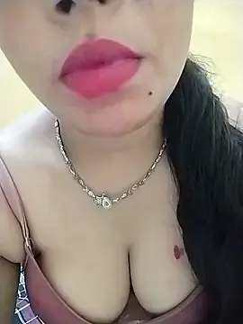 Stripchat Watch Live Sex Cams of Bhoomi-Sharma