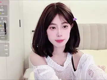 Stripchat Sex Cam of Hello77-234