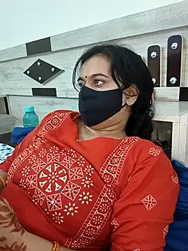 Stripchat Live Porn of spasyQueen69
