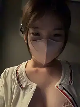 Stripchat Free Porn Cam of gougou13