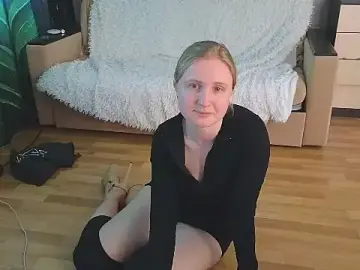 Stripchat Sex Cam of Lanavi_Smile