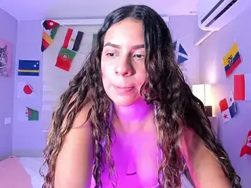 Stripchat Sex Cam of Mavi_saenz