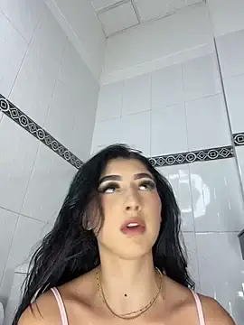 Stripchat Watch Live Sex Cams of BadLilAngelXXX