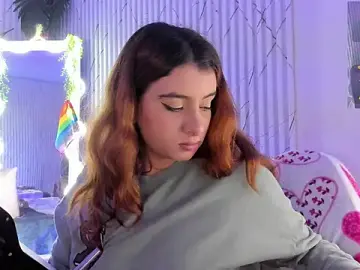 Stripchat Adult Webcam of Naomy_tay1