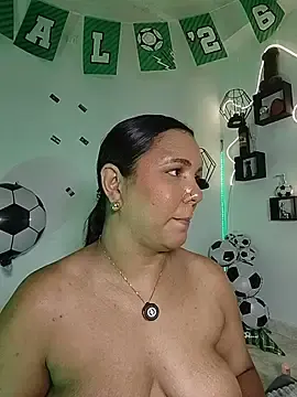 Stripchat Free Porn Cam of Capricornio_